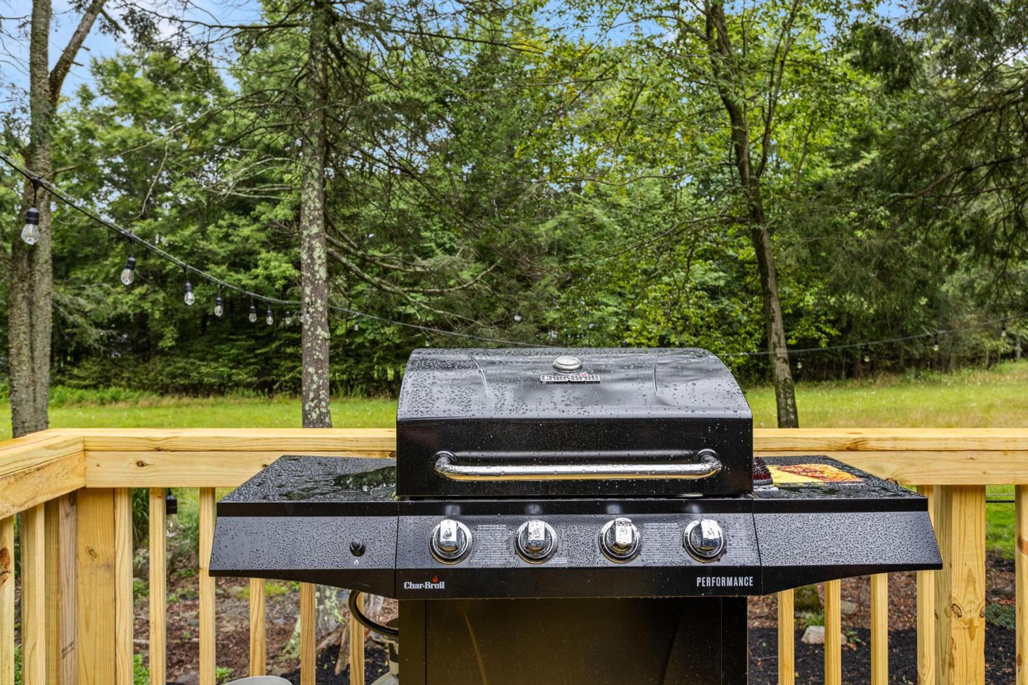 Lazy Bear Retreat Outdoor Oasis Hot Tub Etc Blakeslee